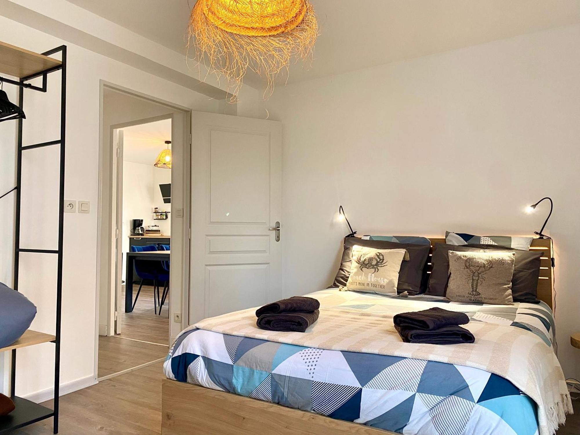 Appartement, Confort, Parking, Terrasse Dinan Buitenkant foto